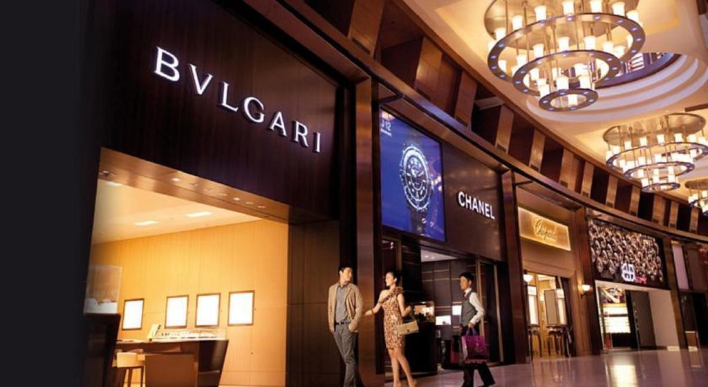 Resorts World Sentosa - Hotel Singapura Exterior foto BVLGARI store in Marina Bay Sands